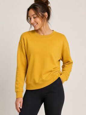 Nike Yoga Mustard Yellow Crewneck Sweatshirt Long Sleeve Pullover Size XL